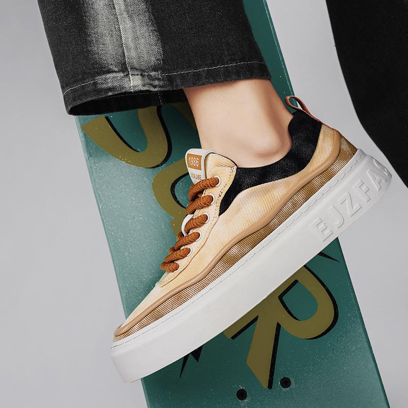 Breathable Versatile Canvas Shoes Men Soft Light Flat Tide Footwear Lace-up Casual Shoes Korean Low-top Board Shoes Sneakers