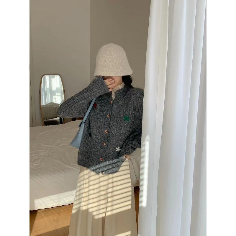 

Spring new embroidery splicing mesh knitted cardigan loose soft waxy gentle wind sweet sweater jacket women one size fits all серый