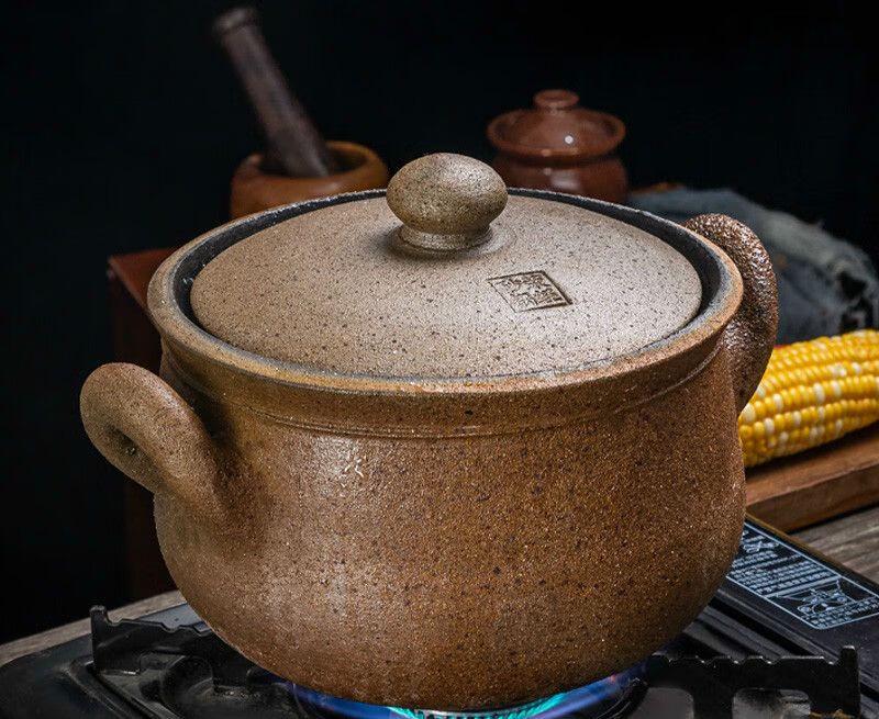 Naijiang Traditional Black Clay Stew Pot
