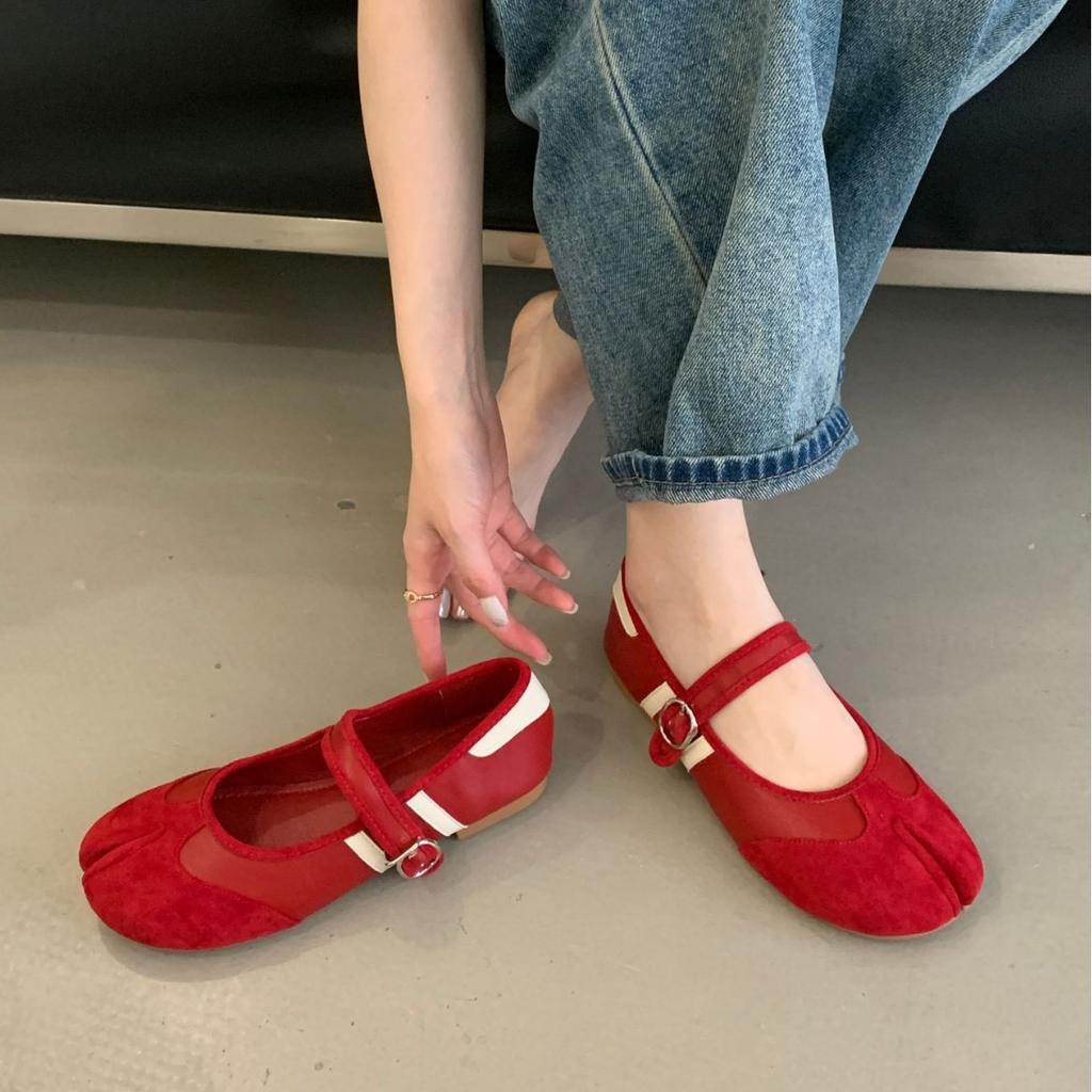 IPPEUM Women Tabis Mary Janes Shoes 2025 New Black Red Split Toe Ballet Flats Buckle Ballerina Shoes