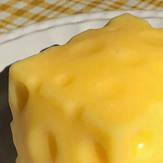 Žlutá sýrová mačkací hračka Úleva od stresu Kostka sýra Fidget hračka Relaxace Pomůcka pro soustředění Simulovaná sýrová senzorická hračka Měkká TPR stresová koule