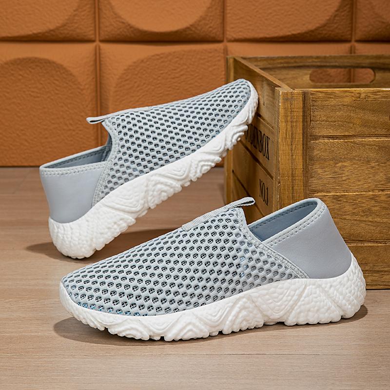 Summer Couple Breathable Mesh Surface Flying Woven Casual Sports Shoes for Men and Women Non-slip Flat Shoes Large Size 45