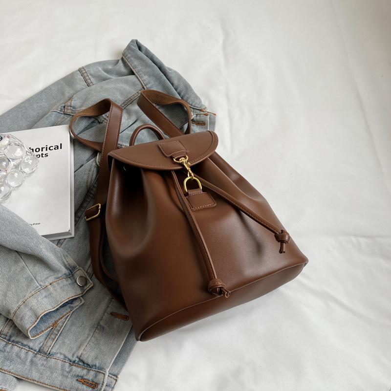 Large Capacity Bag Women's Bag 2025 New Summer Backpack Student Schoolbag Women's Travel Texture Small Backpack