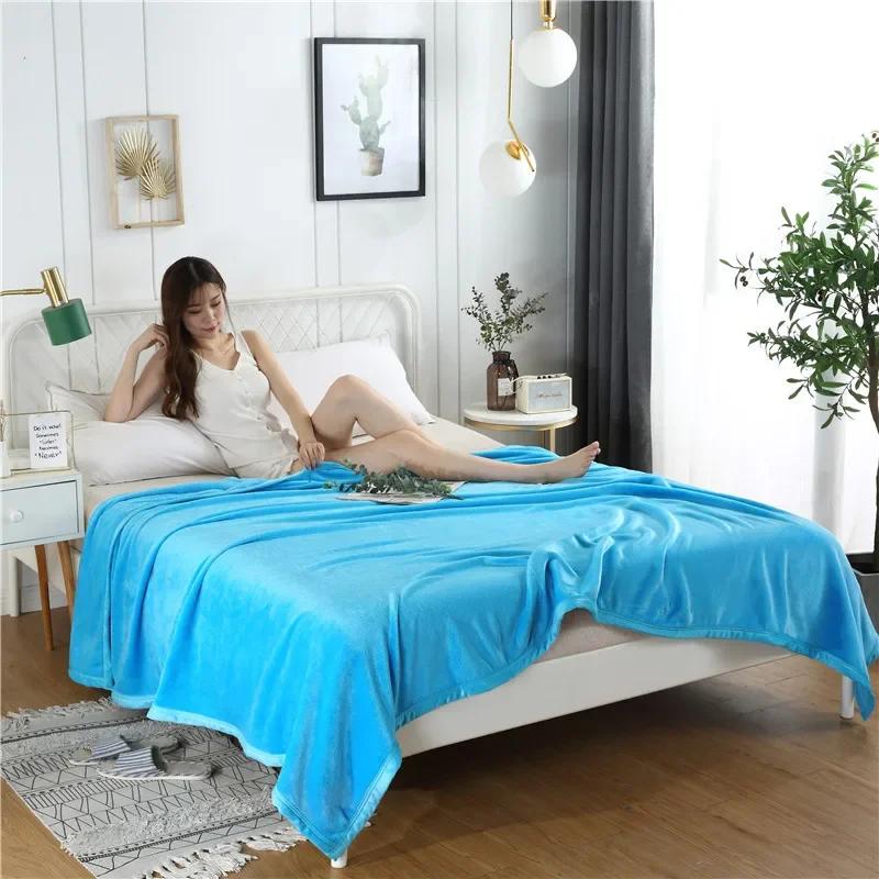Modern Minimalist Solid Color Coral Fleece Blanket Four Season Universal Thick Warm Air Conditioning Nap And Leisure Blanket