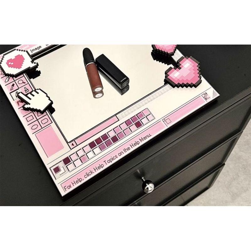 Momoi - Vintage App Makeup Mirror