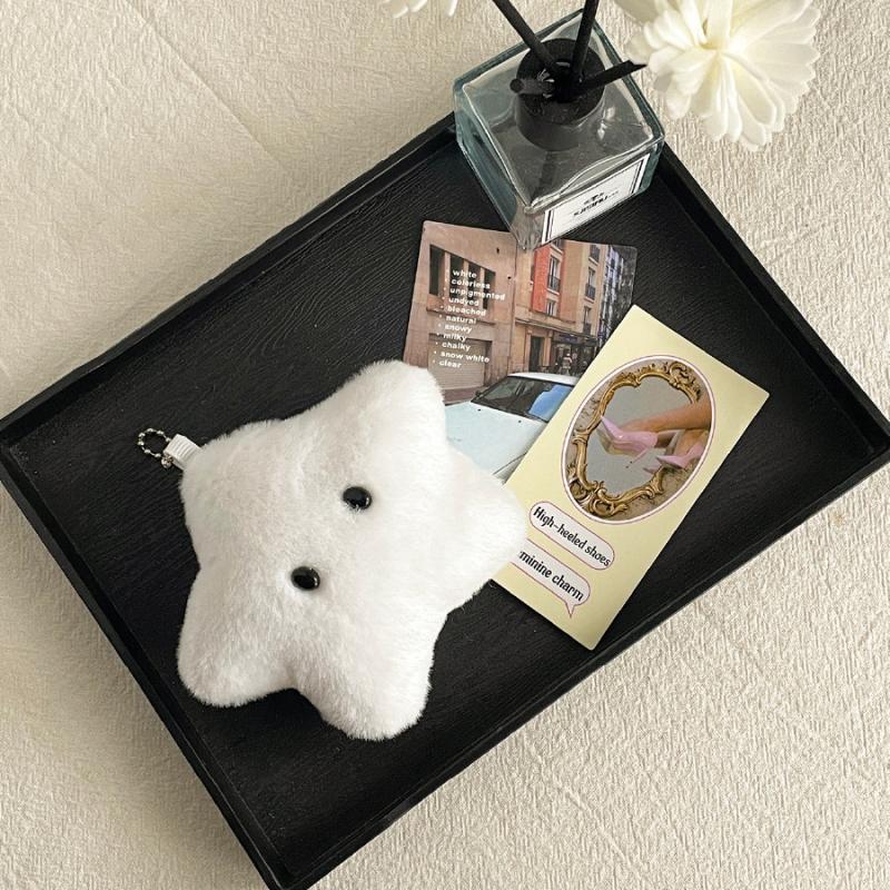

Cartoon Plush Star Squeak Keychain Pendant Soft Stuffed Star Keychain Backpack Decoration Accessories Car Key Ring Gifts