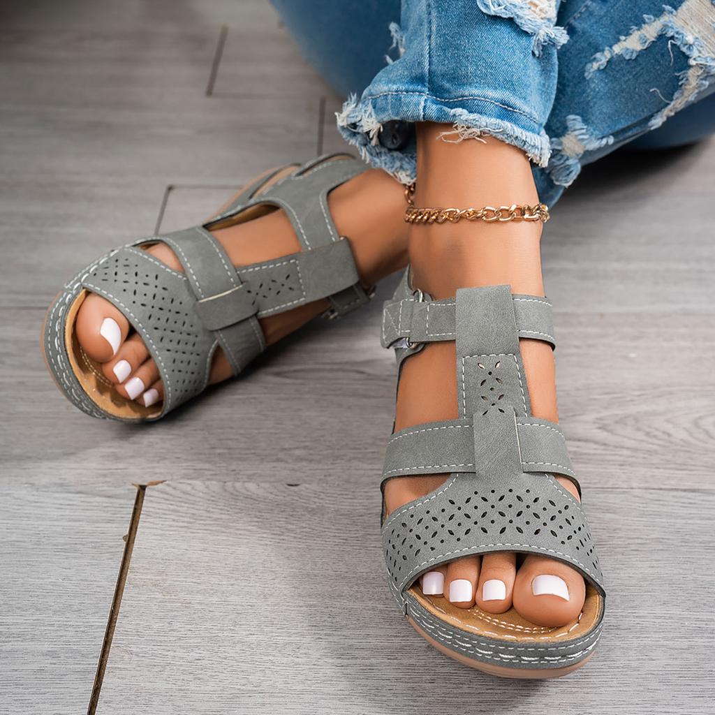 2026 Women'S Sandals Breathable Hollow Soft Soled Wedge Sandals And Comfortable Summer Casual Closed Toe Clear Studded Sandalias