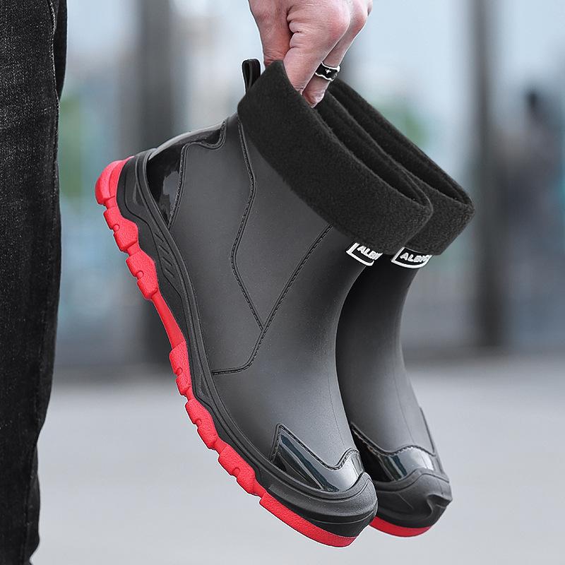 

Трендовые резиновые сапоги очень большого размера 39-48 мужские короткие дождевые ботинки нескользящие и износостойкие утолщенные уличные забродные сапоги мужские резиновые сапоги 39