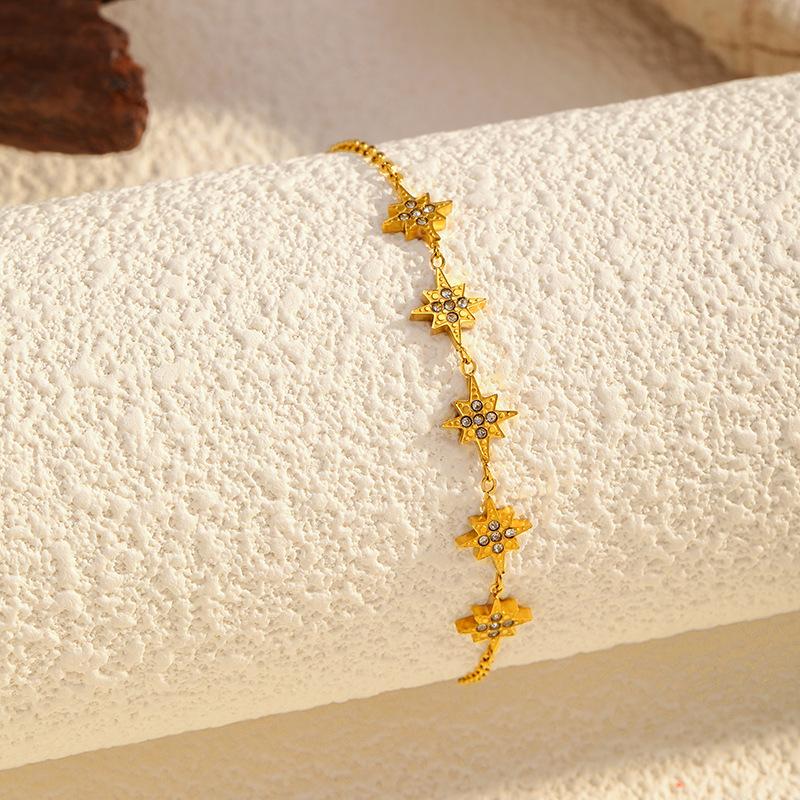 Chenhe Jewelry Set, European, American and Medieval Jewelry Stud Earrings, Niche High-end Earrings, Women's Titanium Steel Bracelet.