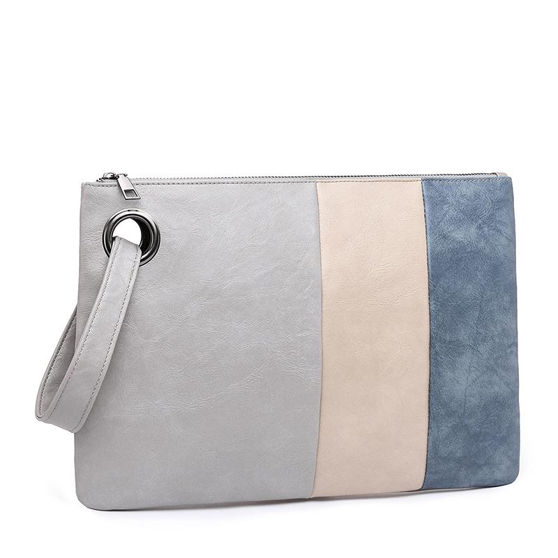 

Женские косметички 2022 года