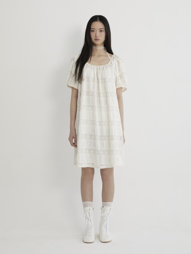 Inner Museum Flower Crochet Shirring Dress (Ivory)