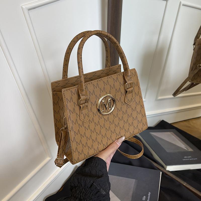 Trend texture simple fashion letter handbag new shoulder crossbody casual small square bag
