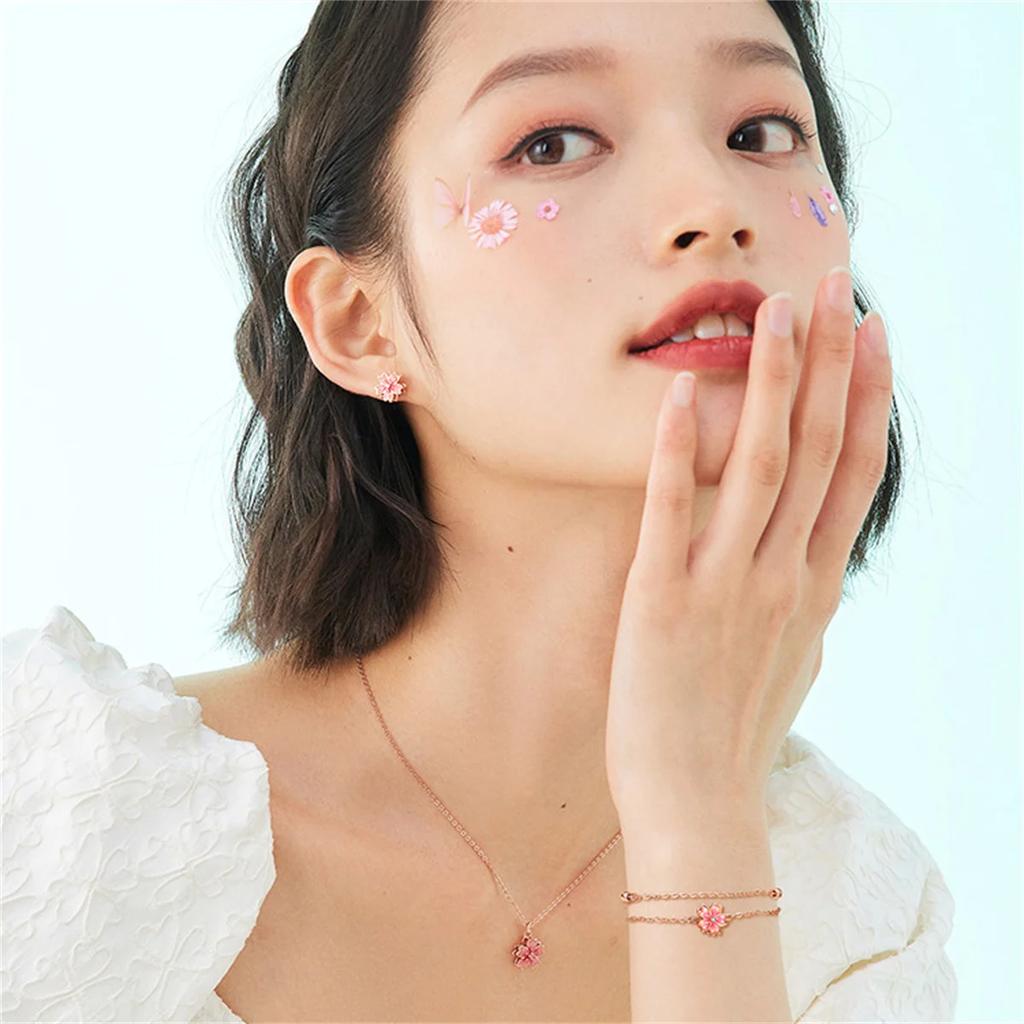 Light Luxury Peach Pink Blossom Rotating Bracelet Exquisite Valentine's Day Gifts Vintage Necklace Ring Earting Popular