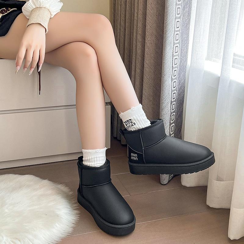 

Зимние короткие водонепроницаемые ботинки на толстой подошве для женщин 36 хаки