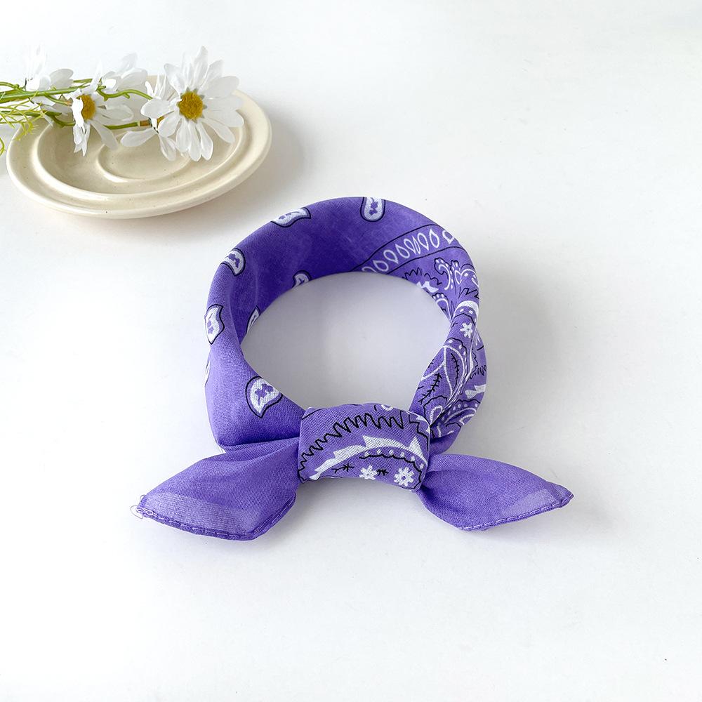 Langer Satinschal für Frühling und Sommer für Damen, Sonnenschutzschal, modischer langer Satinschal mit Schönheitsszene, vielseitiger Reiseschal