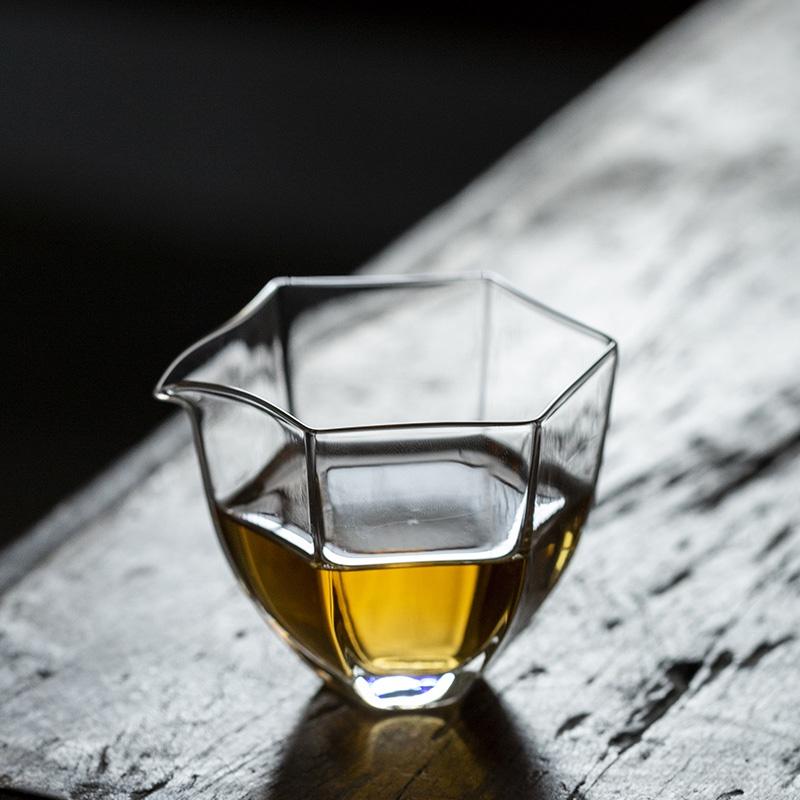 

Стеклянная чаша справедливости 180 мл Маленькое чайное море в японском стиле Чайный разделитель чистый