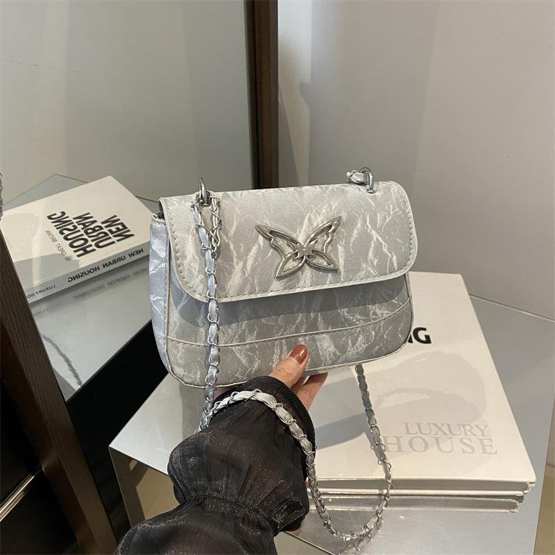 Fashion chain small square bag 2025 autumn new textured butterfly underarm bag casual simple messenger bag