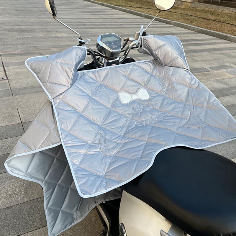 Four Seasons Universal Medium Thick Electric Vehicle Sunshade: Summer Sun Protection, Waterproof, Thin Style for Electric Vehicles and Motorcycles.