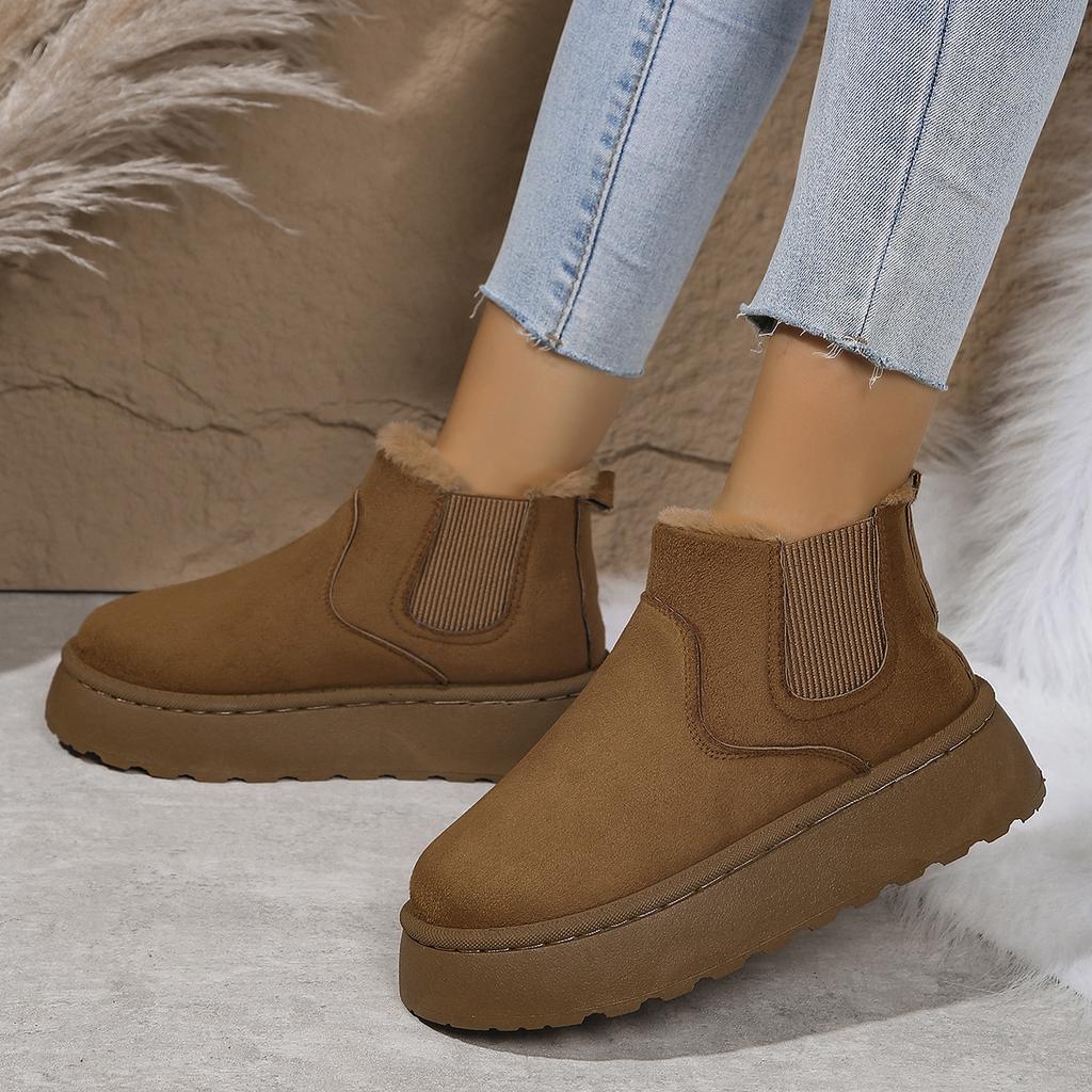 Large size thick-soled snow boots women's new winter velvet thickened foot warmer bread cotton boots short boots