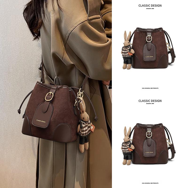 Bucket Bag Women'S Bag Autumn And Winter Messenger Bag Fashion High Sense Light Luxury Commuter Versatile Shoulder Bag