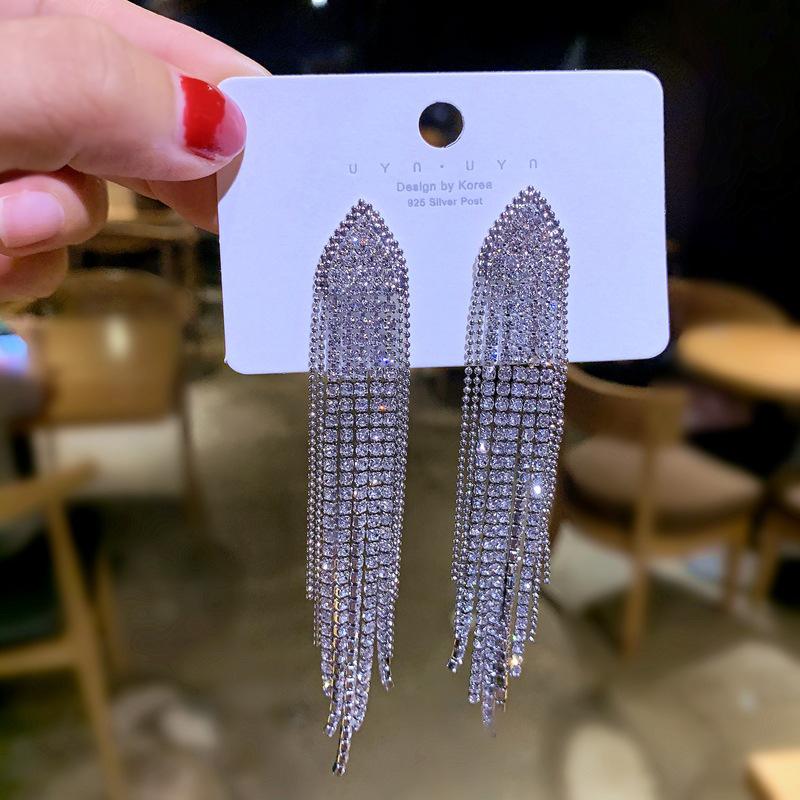New Classic Shiny Crystal Clip on Earrings Ladies Exaggerated Long Tassels Colorful Rhinestone Non Pierced Earrings Jewelry