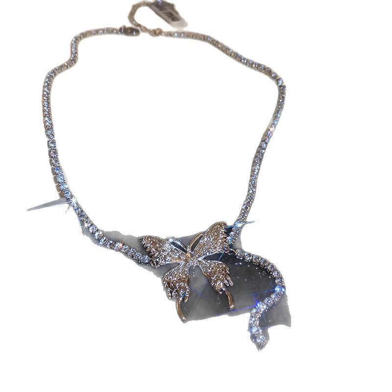 Elegant Korean Rhinestone Bow Tassel Necklace - Luxury Clavicle Chain for Women