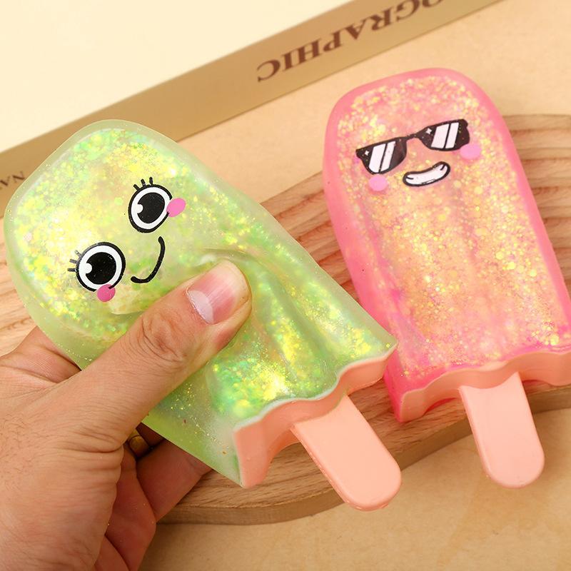Glitzer-Eis am Stiel Quetsch-Slow-Rising Stressabbau-Spielzeug Niedliches Eiscreme-Quetschspielzeug Weiches Mochi-Spielzeug für Kinder Geschenk Schreibtischdekoration