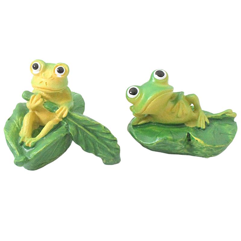 2 Stück Miniatur Harz Frosch Dekoration für Tischplatte Niedliche Froschmodelle für DIY Bastelarbeiten und Feengärten für Haus- und Bürodekor