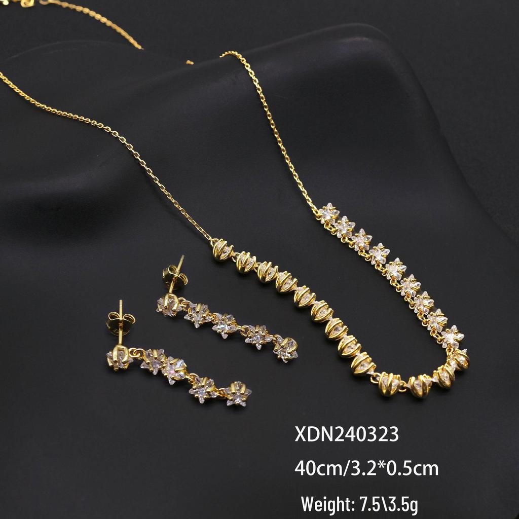 Elegant Round Zirconia Stud Earrings & Necklace Set In Pure Silver for Women