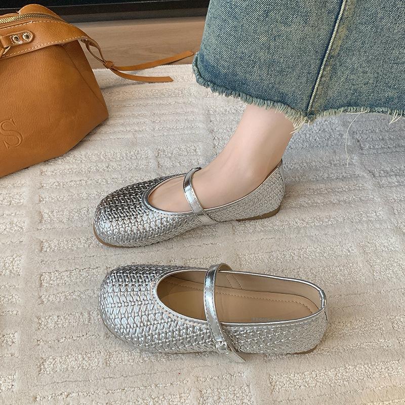 

Spring and autumn new one-word belt Mary Jane single shoes women s shallow mouth ballet shoes flat white small leather shoes 35 серебряный