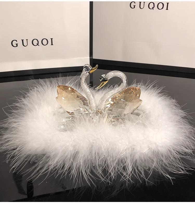 Luxury Goddess-Style Car Ornaments: Creative Swan Center Console Accessories