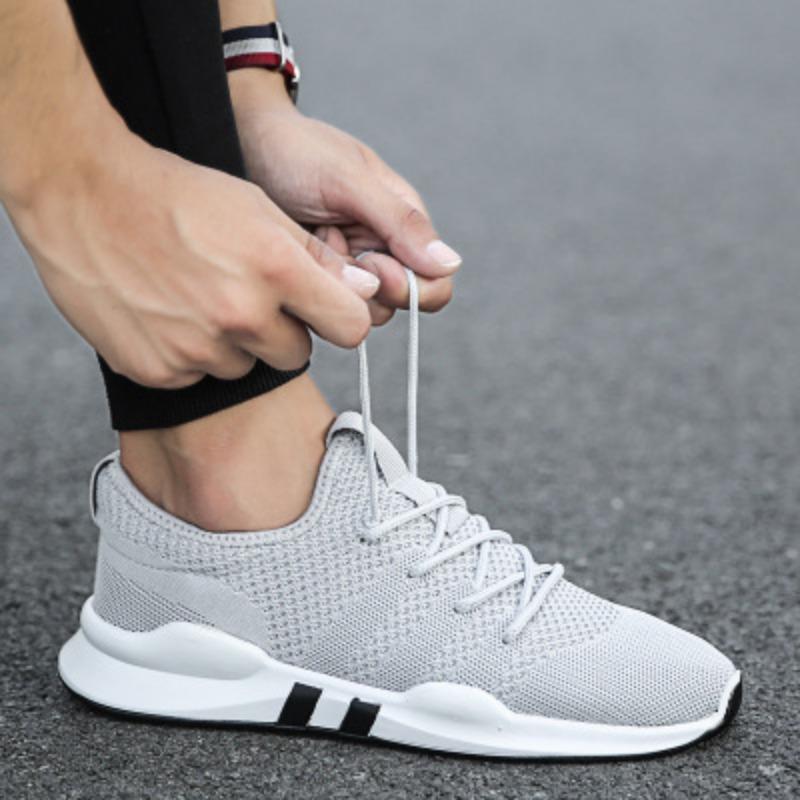 Running Shoes Spring Sports Shoes Men's Casual Shoes Trend Fly-woven Breathable Soft Sole Fashion Mesh Casual Men's Shoes