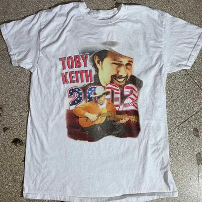 Neues 2002 Toby Keith Tourgeschenk für Fans Unisex Alle Größen DO156 Unisex T-Shirt