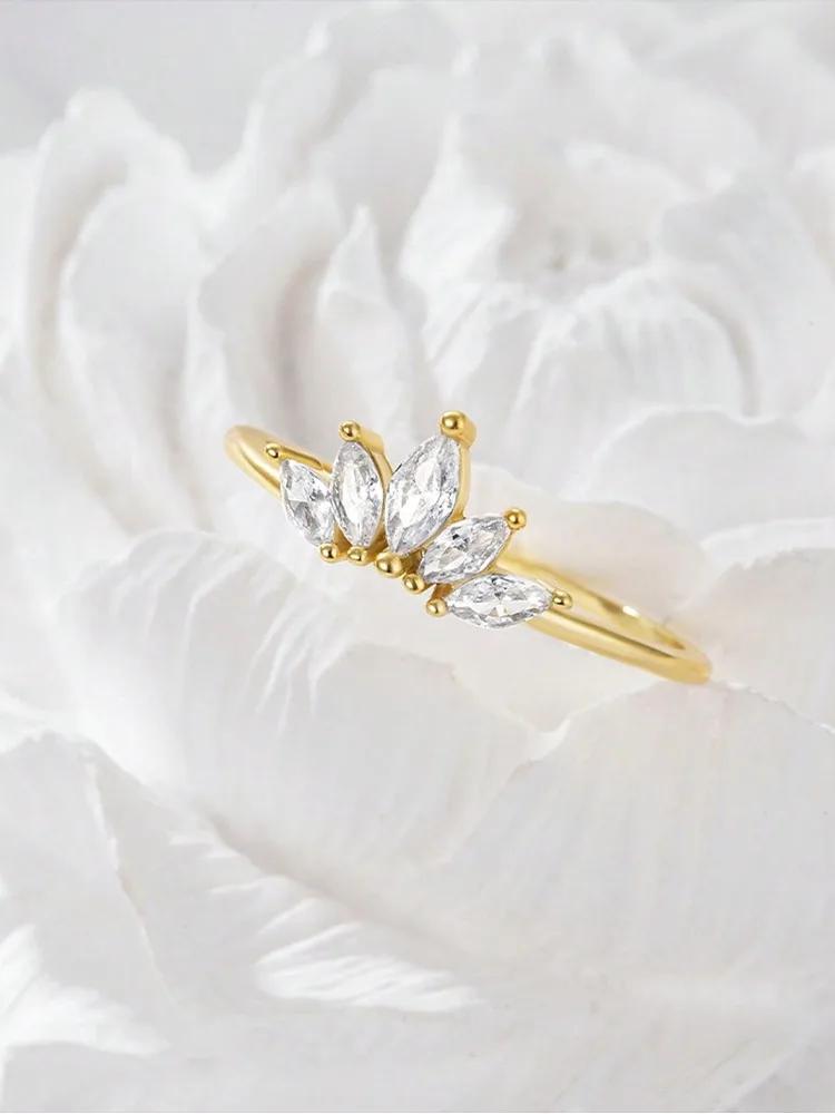 

copper Classic Delicate Gorgeous Zircon crown Rings for Women Wedding Engagement Fashion High Quality Fine Jewellery 7 золотой