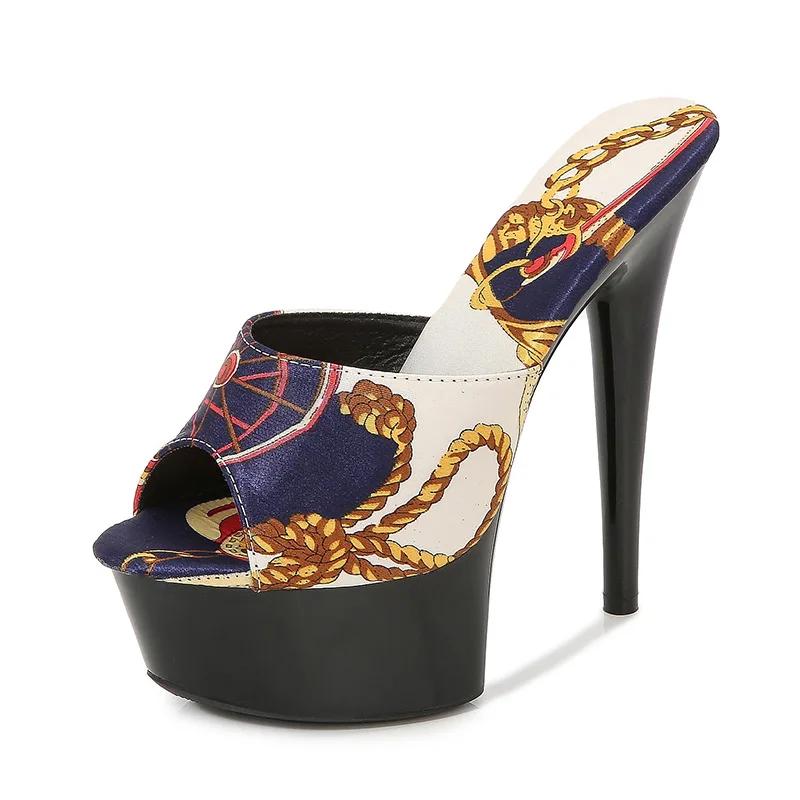 Mode Große Größe 43 Sommer Damen Mode Graffiti Klobige Hohe Absätze Hausschuhe Weibliche Marke Gothic Causal Plateau Outdoor Strand Sandalen