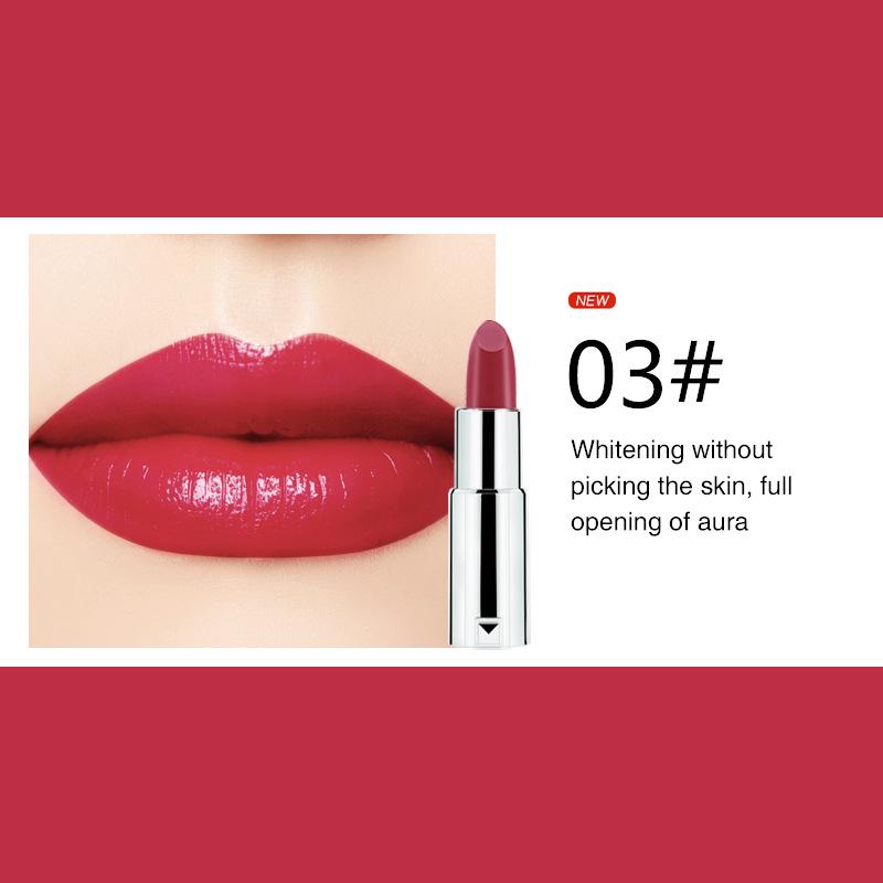 Velvet Matte LipstickMatowa, nawilżająca, nieklejąca się pomadka do makijażu