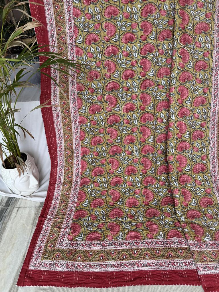 Handmade Floral Print Kantha Quilt, Queen Size Blanket Throw, Indian Block Print Bedspread, 100% Cotton Bedding Throw