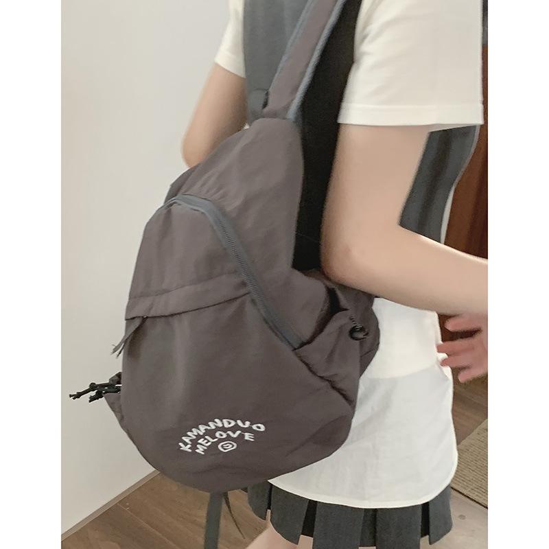 Simple and Versatile Backpack with Large Capacity for Travel