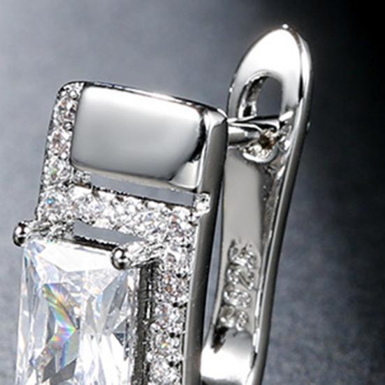 1 Paar Ohrstecker Quadratischer Strassschmuck Modisches Aussehen Koreanischer Stil Ohrstecker für den täglichen Gebrauch