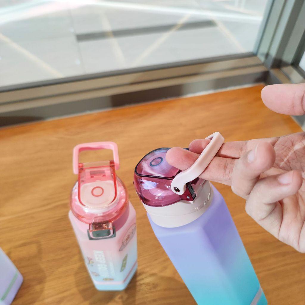 Creativity Hexagonal Plastic Cup With Tea Strainer And Portable Handle For Travel And Exercise