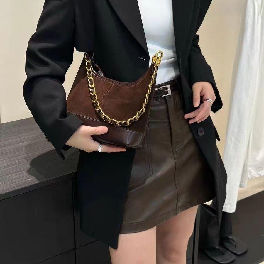 Retro Brown Chain Shoulder Bag Women Matte Patchwork Large Capacity Underarm Bag Ladies Fashion Versatile Commute Crossbody Bags