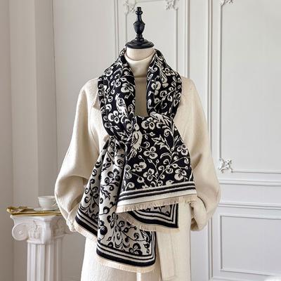 Accessoires – Schals & Tücher