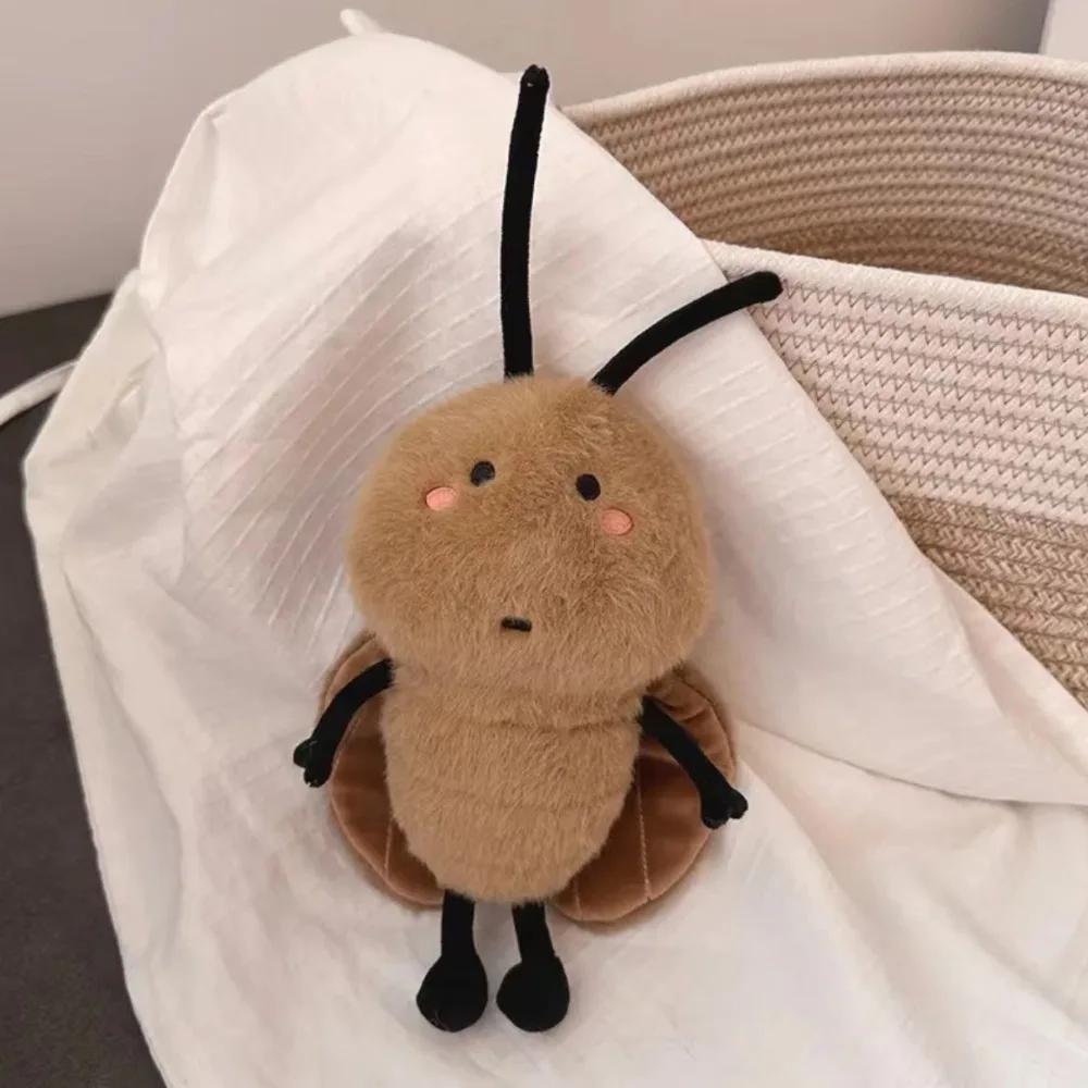 18CM Cute Cockroach Stuffed Animal Toy Soft Fluffy Doll for Kids Cute Hug Pillow Sleeping Companion Birthday Gift Home Decor