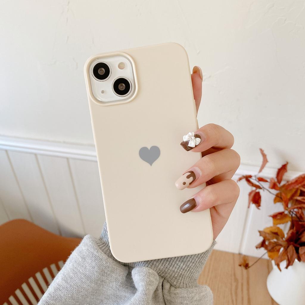 Apple 17PROMAX love matte mobile phone case, small love mobile phone case, matte feel soft case 16PRO is suitable.
