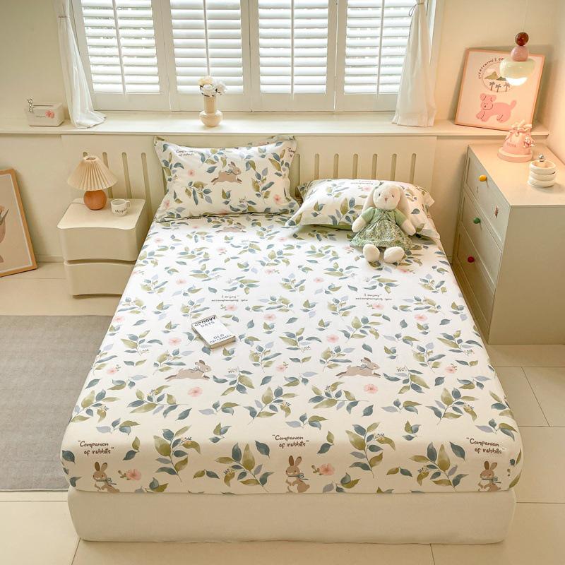 100% Cotton Fitted Sheet: Soft, Printed, Moisture-Wicking, Sweat-Absorbing, Anti-Static Mattress Protector