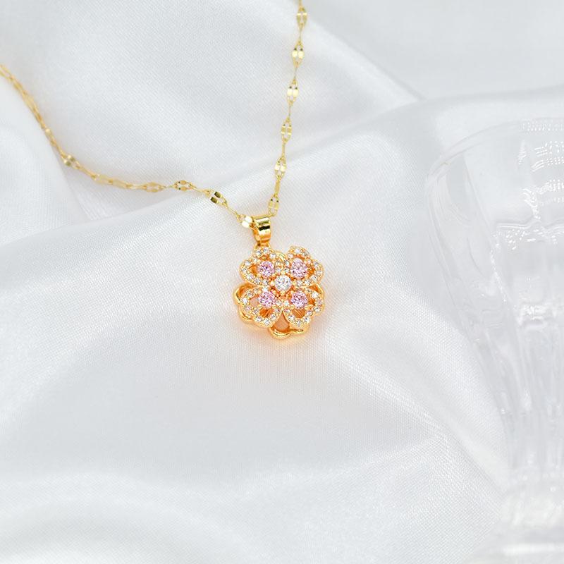 Rotating Four-Leaf Flower Necklace Female Summer Titanium Steel Chain Does Not Fade