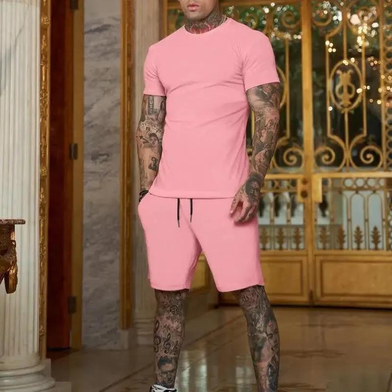 Nuovo set estivo da uomo con t-shirt a maniche corte traspirante e pantaloncini, abbigliamento popolare ad asciugatura rapida