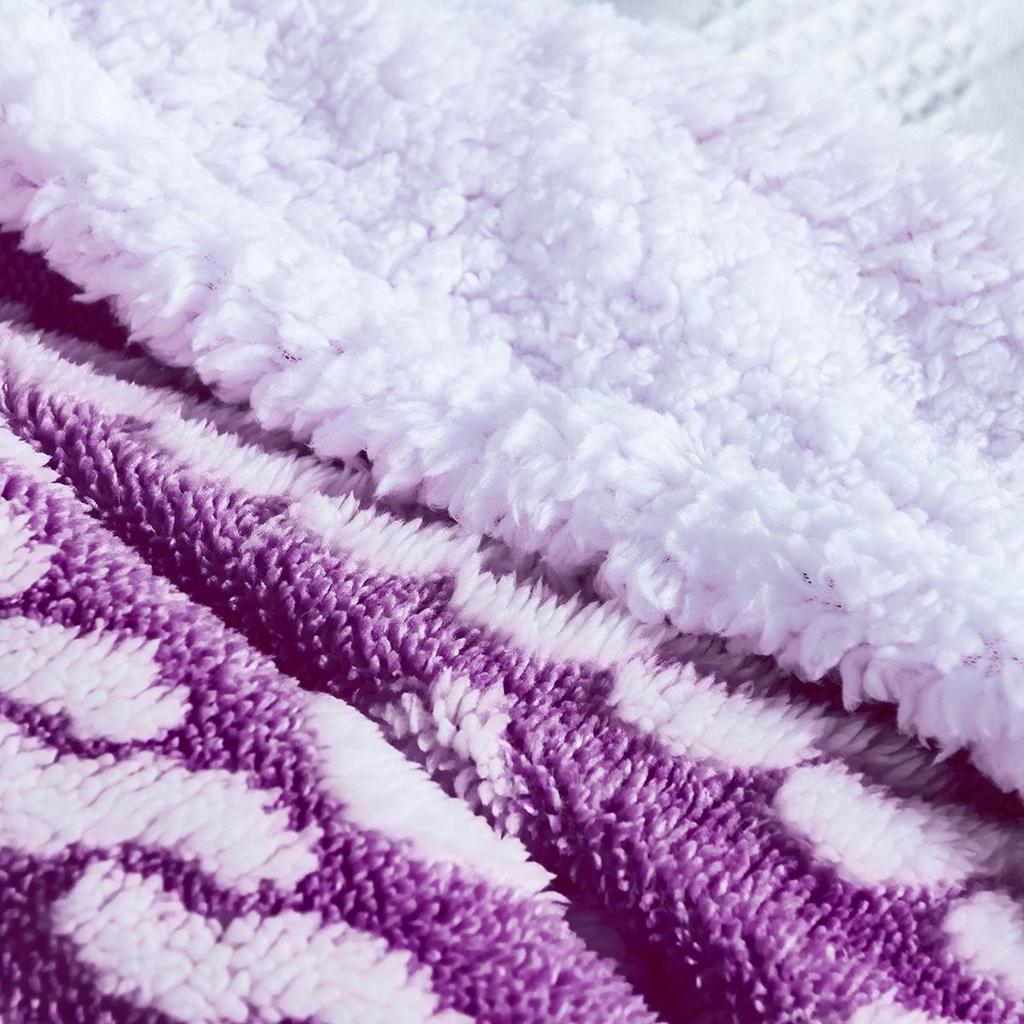 Double-Layer Cotton Velvet Winter Blanket - Cozy Jacquard Lambskin Throw for Office or Home Nap