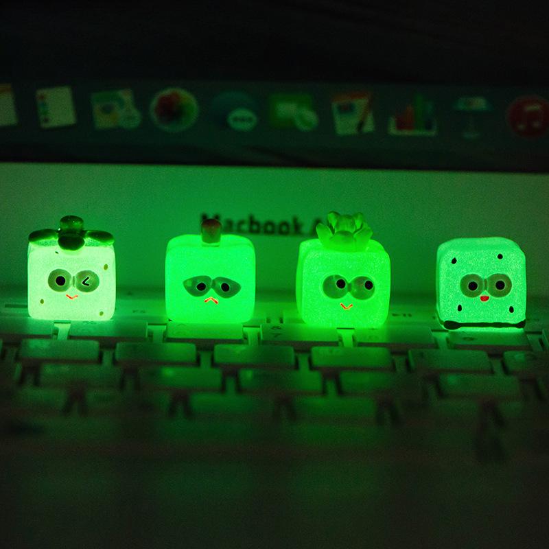 Glow-in-the-dark Fruit Ice Cube Cartoon Cute Luminous Emoticon Square Resin Decorative Desktop Hairpin Accessories