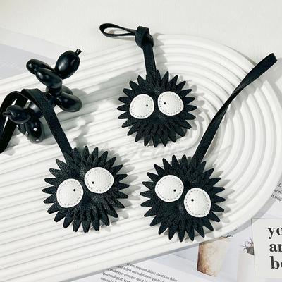 Svart Coal Ball Läder Nyckelring för Kvinnor Väska hänge Söt Enkel Personlighet Kvinnlig Tidvatten Söt liten Coal Ball Väska Tillbehör